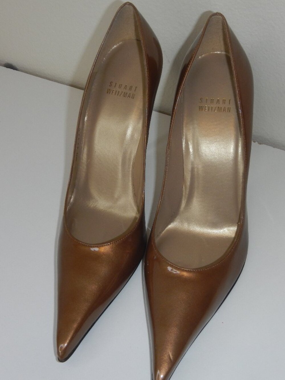 Stuart Weitzman Metallic Bronze Patent Leather Pointed Toe Heels Size8